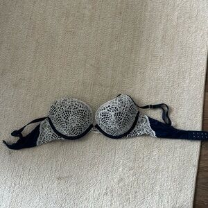Victoria Secret Push Up Bra